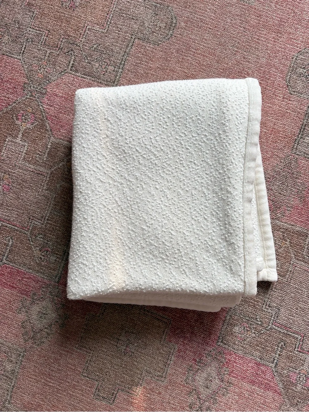 White throw blanket